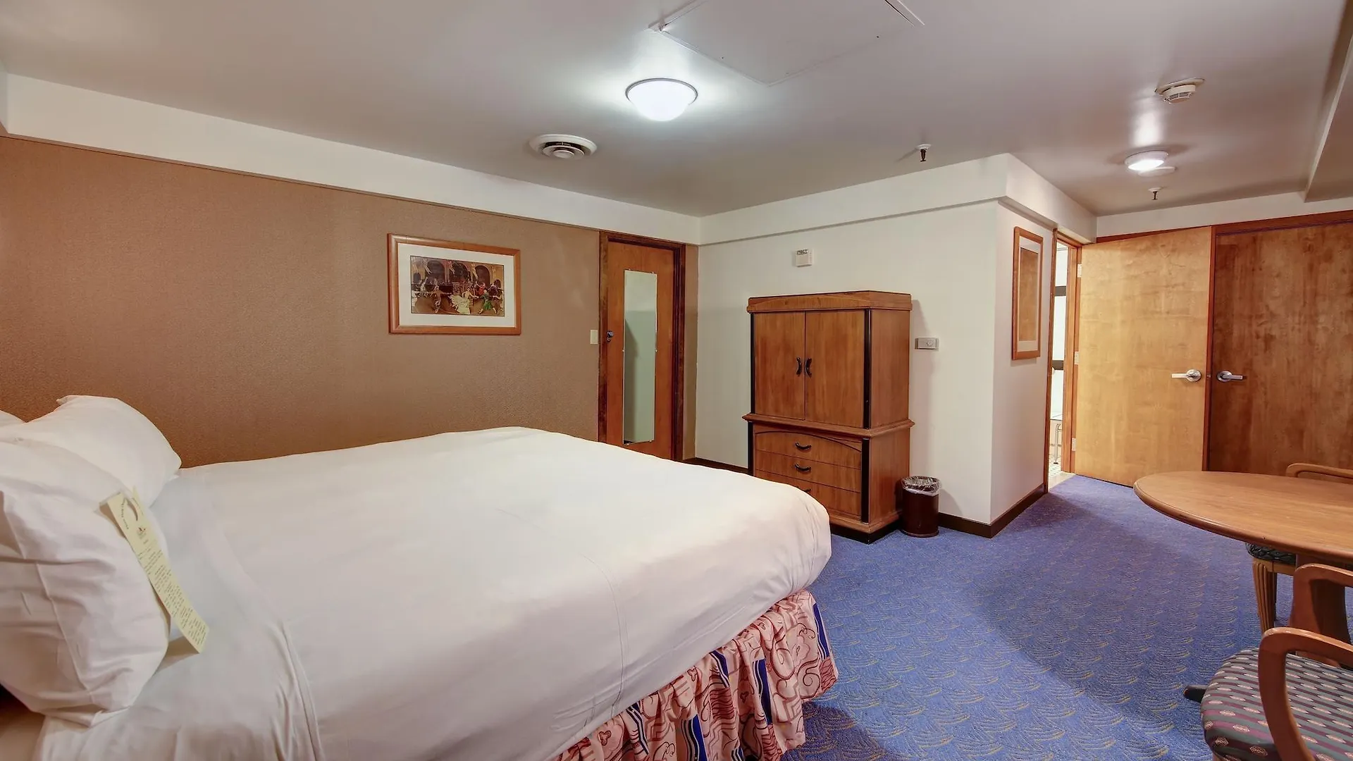 *** Hotel The Queen Mary Long Beach United States